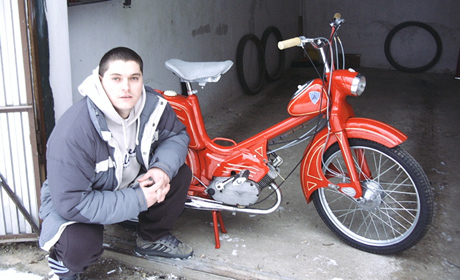 Forr�s: Veter�n Aut� �s Motor