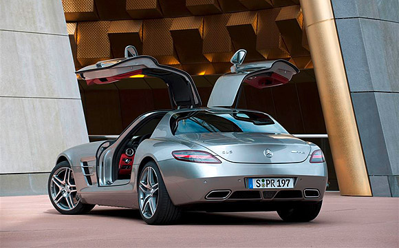 Forrás: Mercedes Forrás: Mercedes