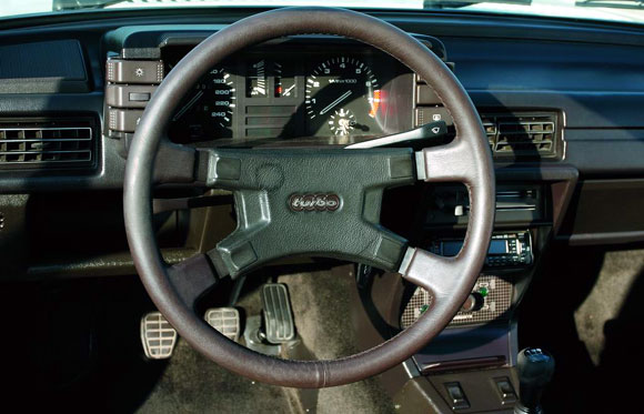 Fot�: Papp Zolt�n (Veter�n Aut� �s Motor)