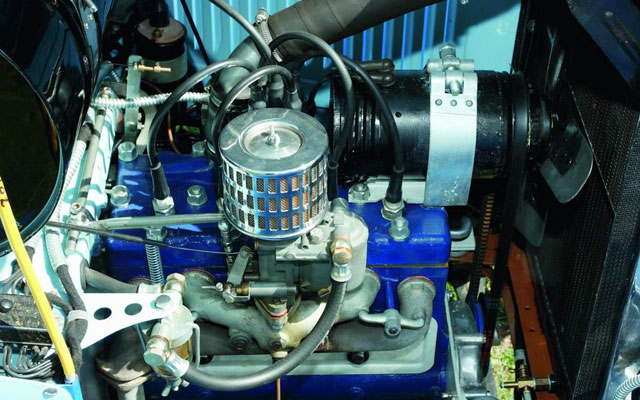 Fot�: Papp Zolt�n (Veter�n Aut� �s Motor)