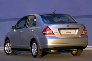 Forr�s: Nissan