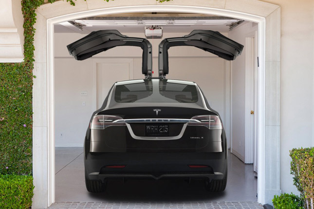 Forr�s: Tesla